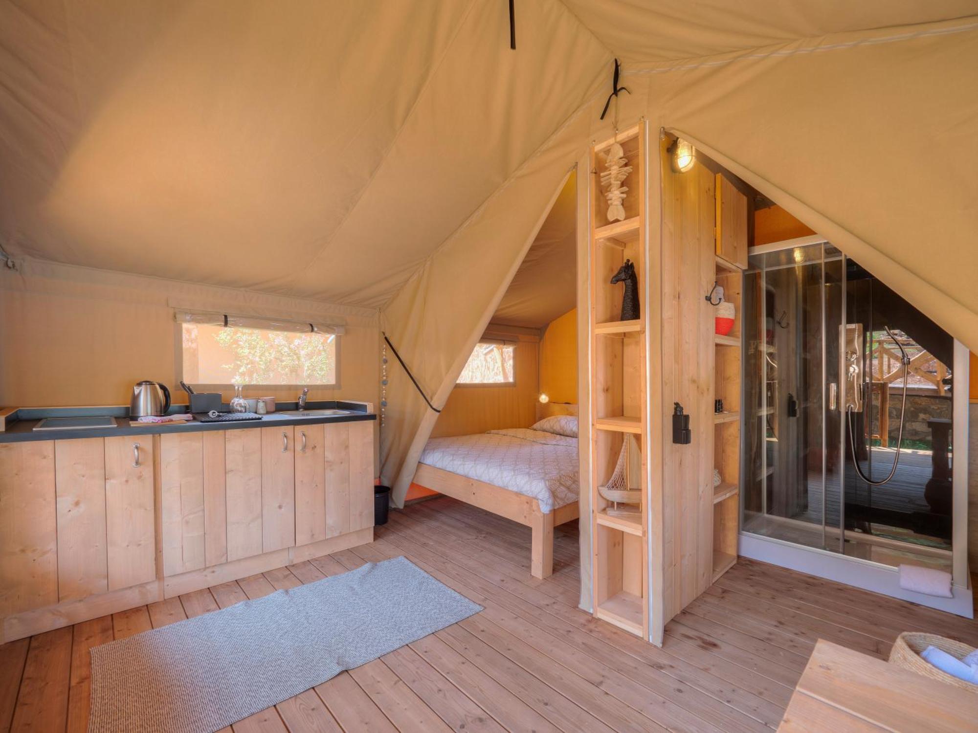 Sea Glamping Hotel Kotor Ngoại thất bức ảnh